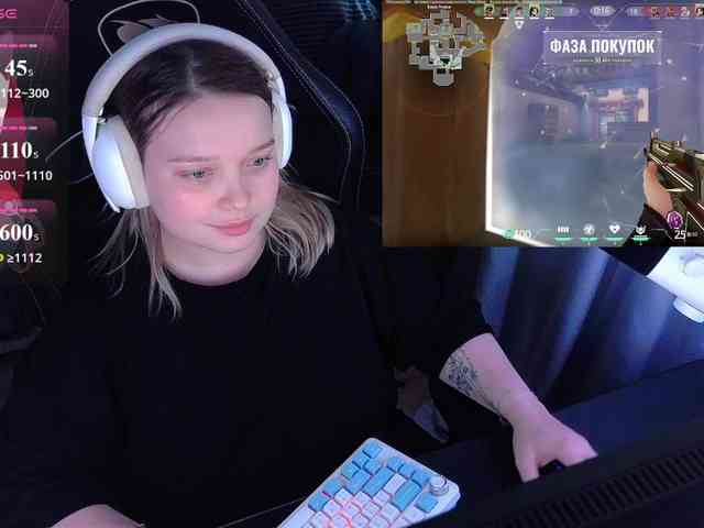 AlinaAdams webcam