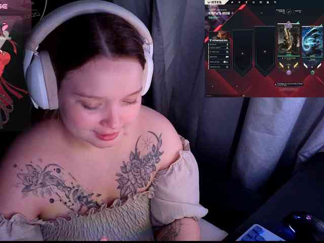 AlinaAdams AlinaAdams