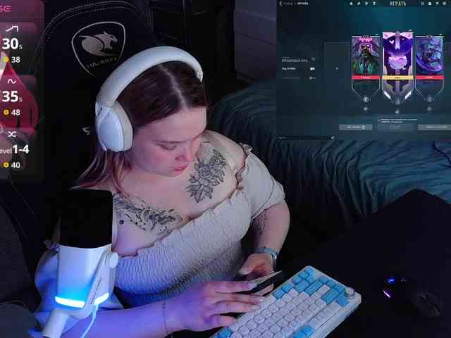 AlinaAdams webcam