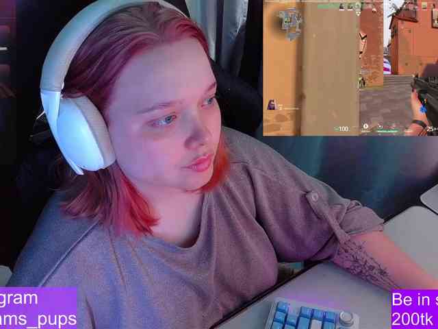 AlinaAdams webcam