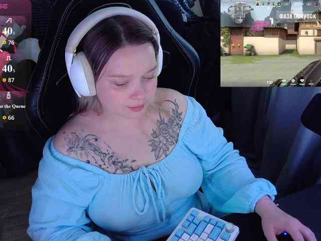 AlinaAdams webcam