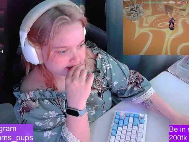AlinaAdams webcam
