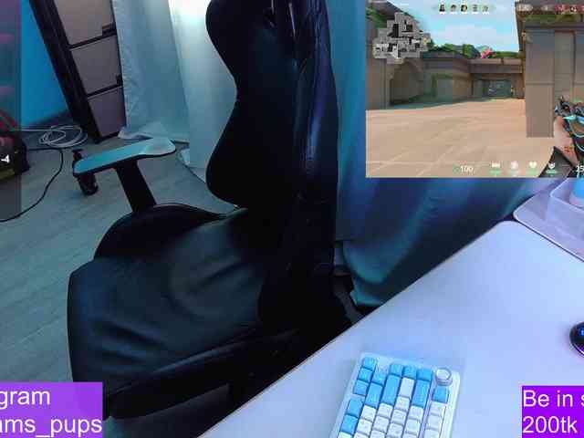 AlinaAdams webcam