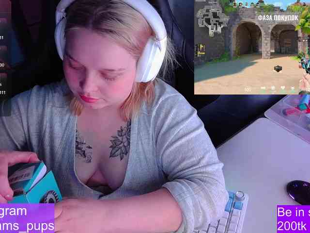 AlinaAdams webcam