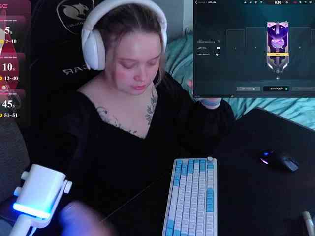 AlinaAdams webcam