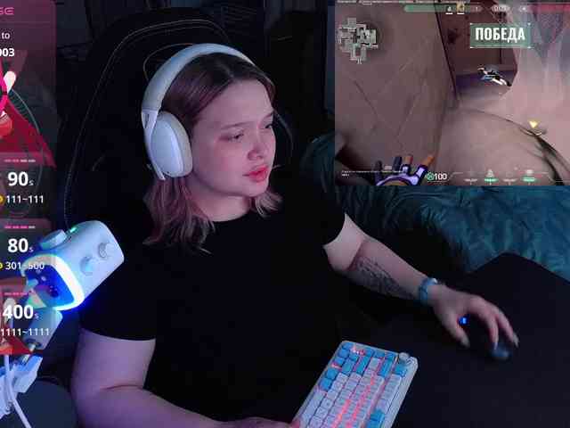 AlinaAdams webcam