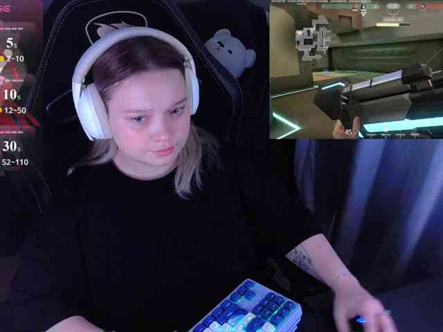AlinaAdams webcam
