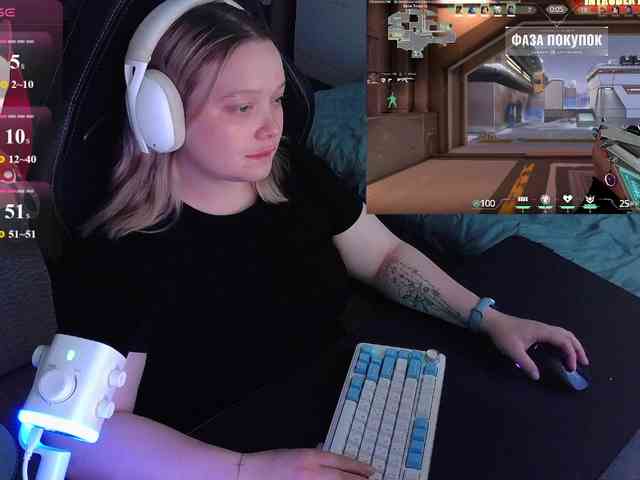 AlinaAdams webcam