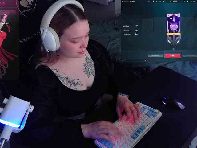 AlinaAdams webcam