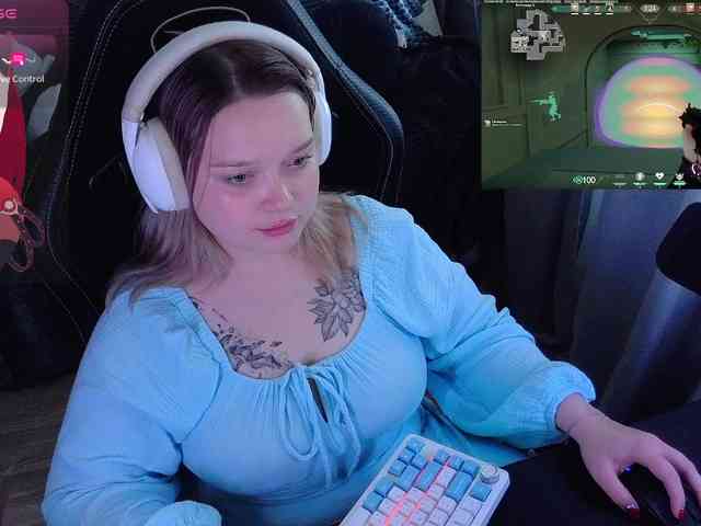 AlinaAdams webcam