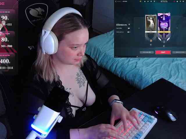 AlinaAdams webcam