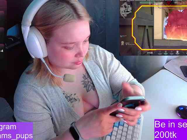AlinaAdams webcam