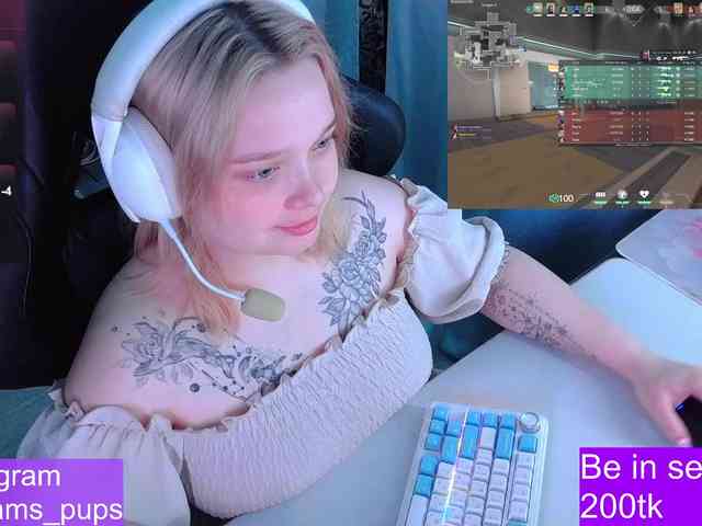 AlinaAdams webcam