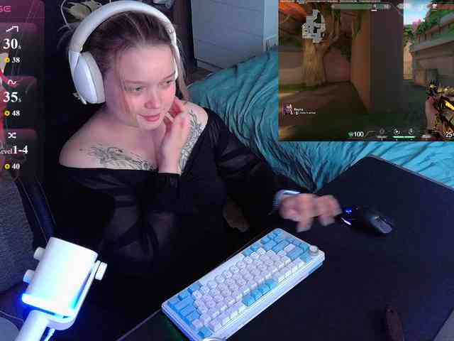 AlinaAdams webcam