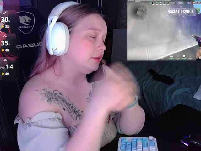 AlinaAdams webcam