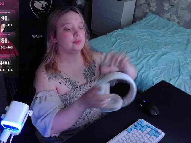 AlinaAdams webcam
