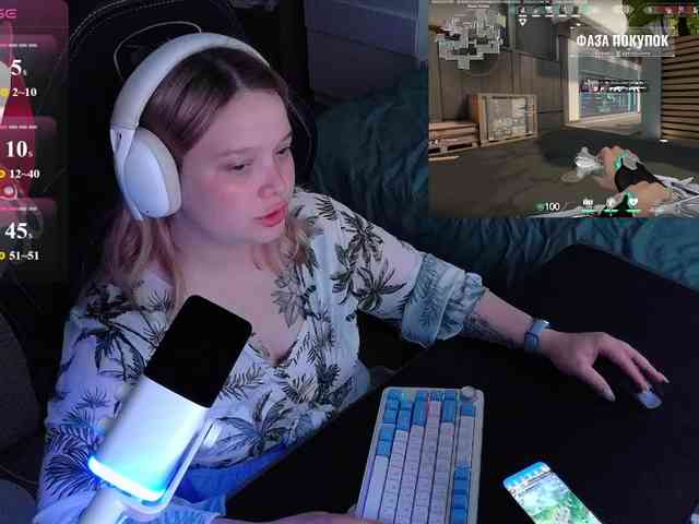 AlinaAdams webcam