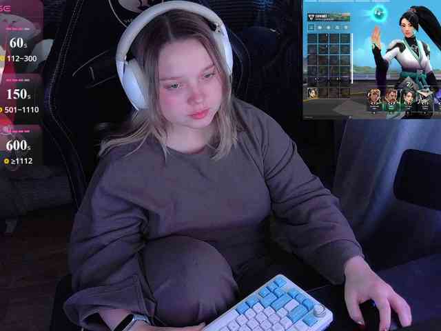 AlinaAdams webcam