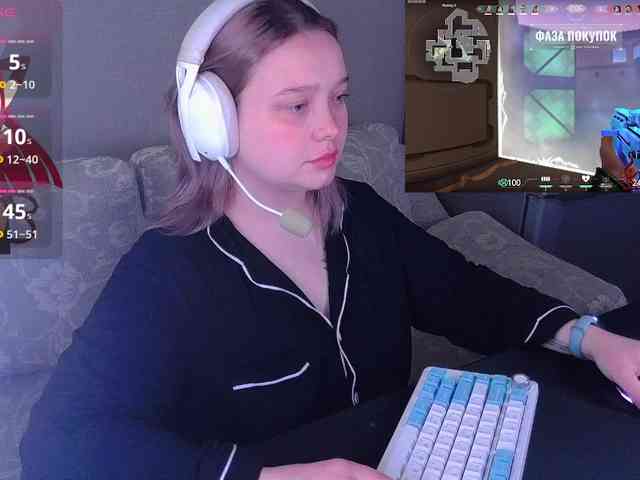 AlinaAdams webcam