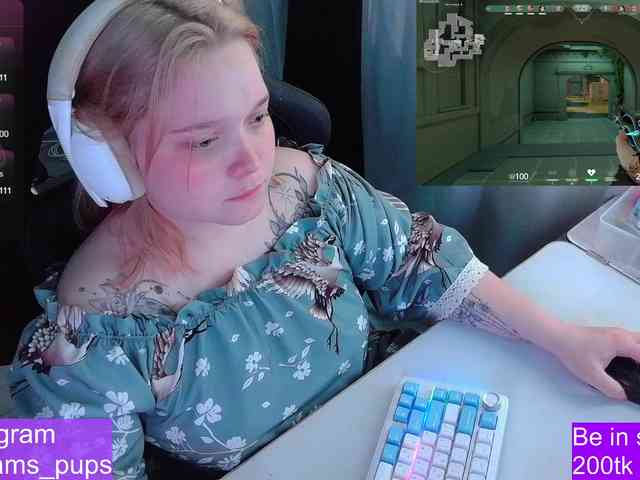 AlinaAdams webcam