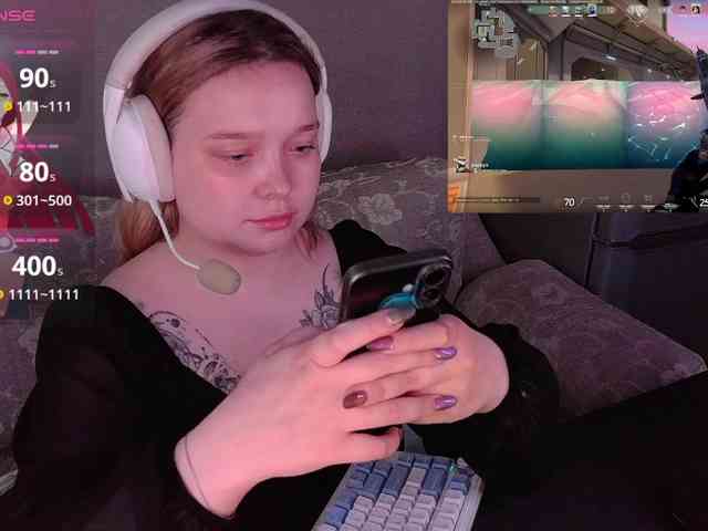 AlinaAdams webcam