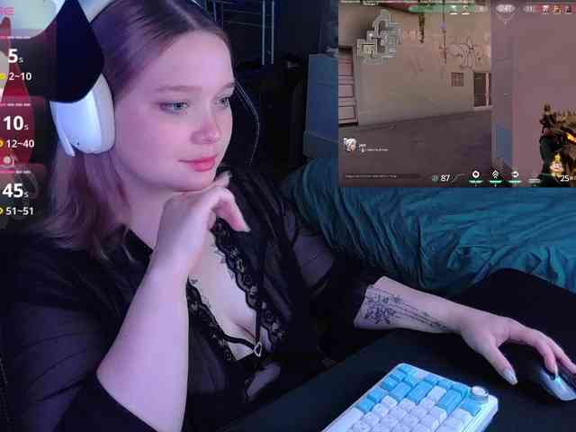 AlinaAdams webcam
