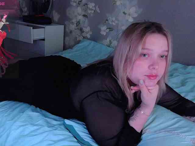AlinaAdams webcam