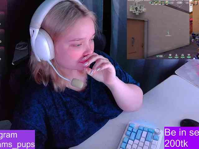 AlinaAdams webcam