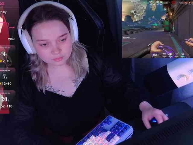 AlinaAdams AlinaAdams
