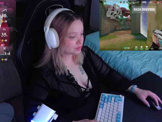 AlinaAdams webcam