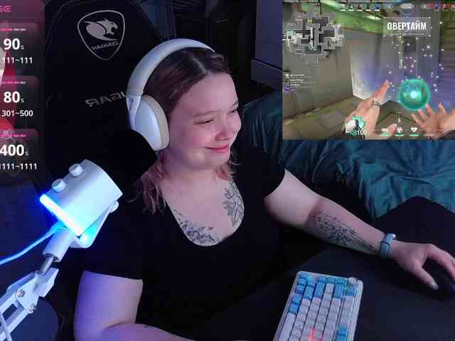 AlinaAdams webcam
