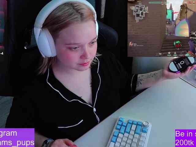 AlinaAdams webcam