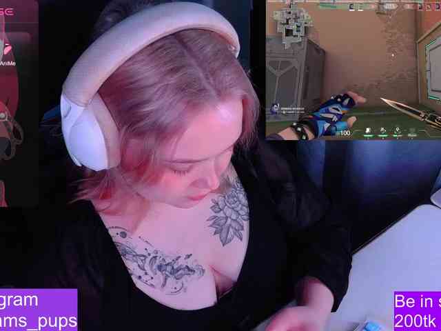 AlinaAdams webcam
