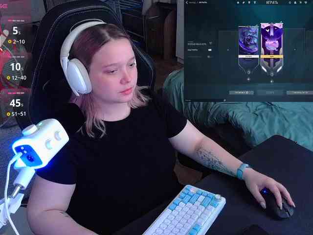 AlinaAdams webcam