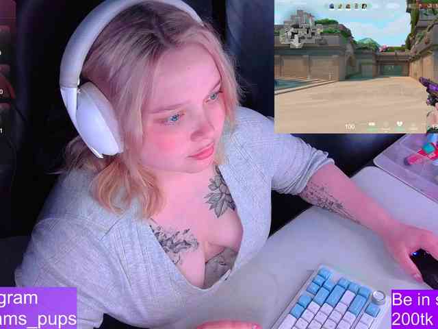 AlinaAdams webcam