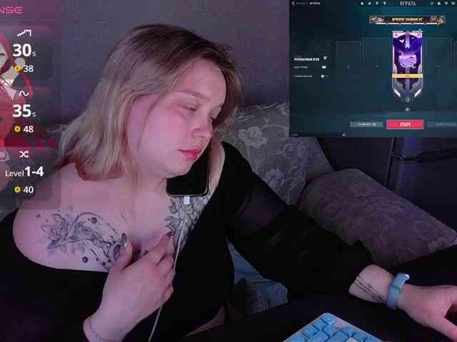 AlinaAdams webcam