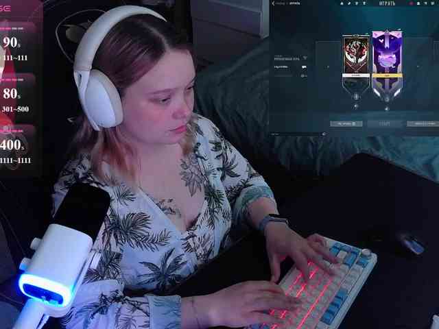 AlinaAdams webcam