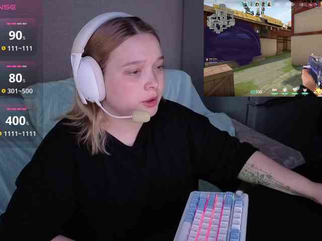 AlinaAdams webcam