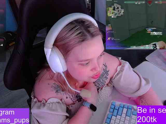 AlinaAdams webcam