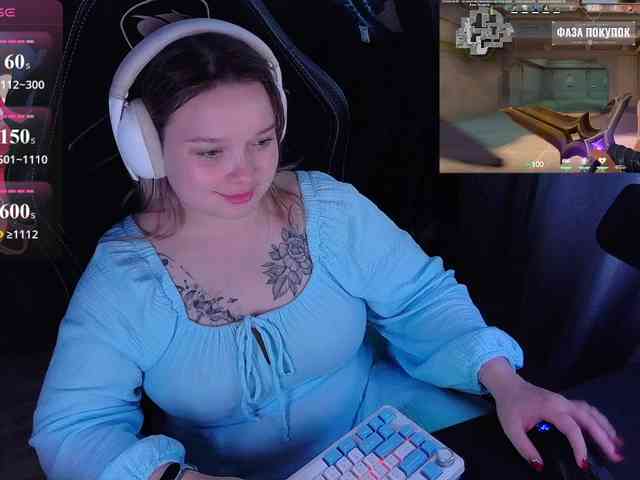 AlinaAdams webcam