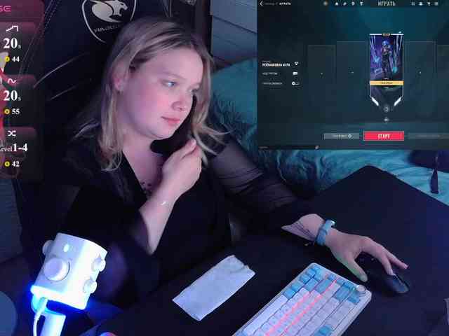 AlinaAdams webcam