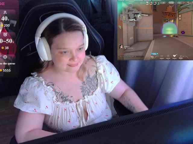 AlinaAdams webcam