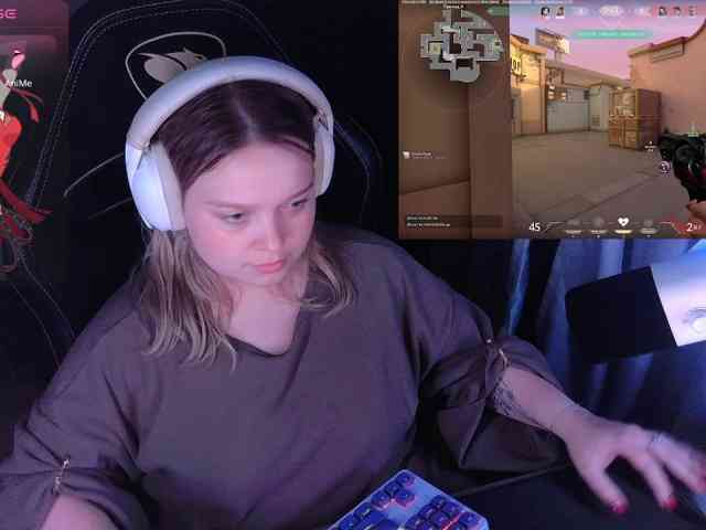 AlinaAdams webcam