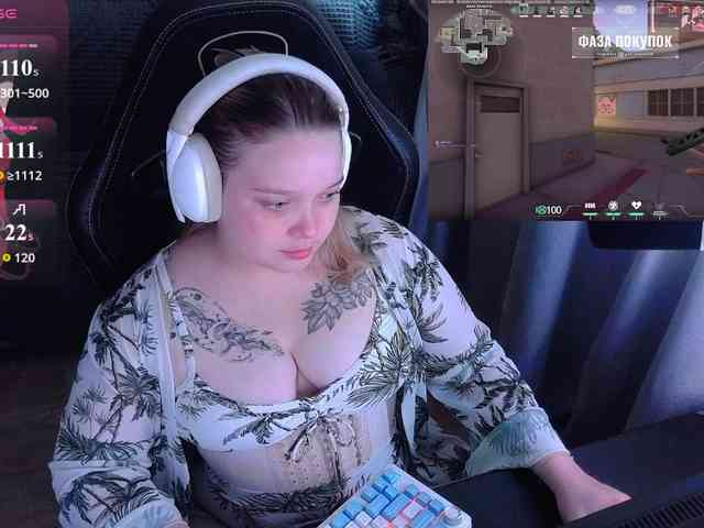 AlinaAdams webcam