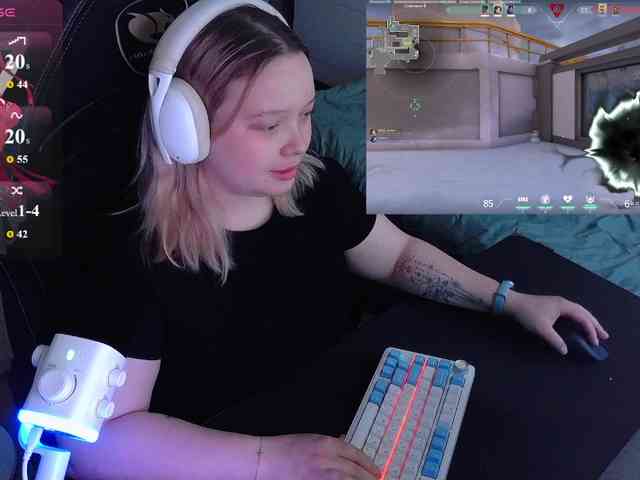 AlinaAdams webcam