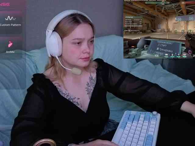 AlinaAdams webcam