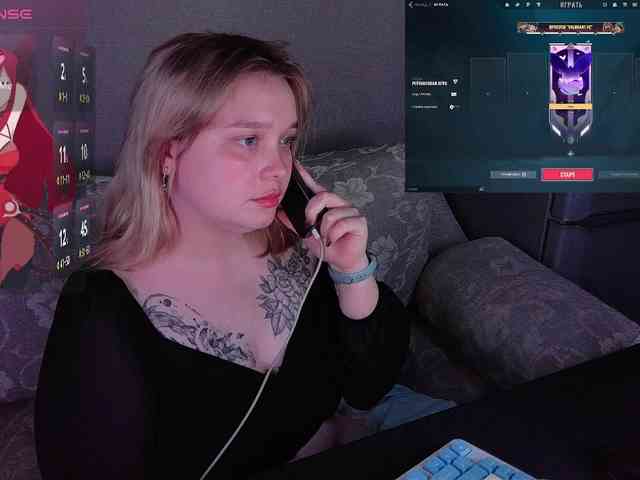 AlinaAdams webcam