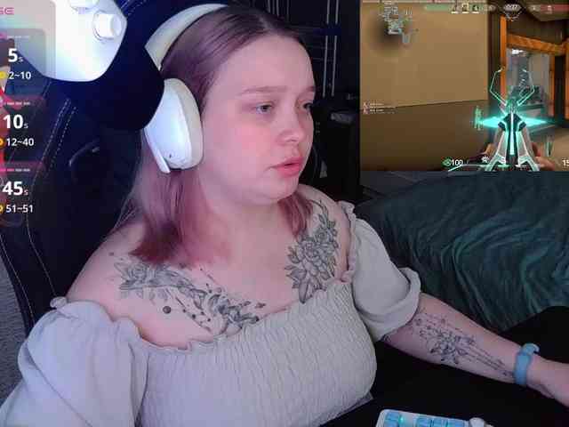 AlinaAdams webcam