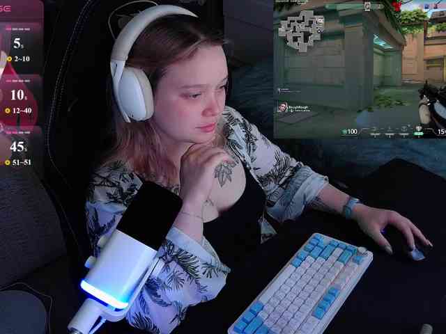 AlinaAdams webcam