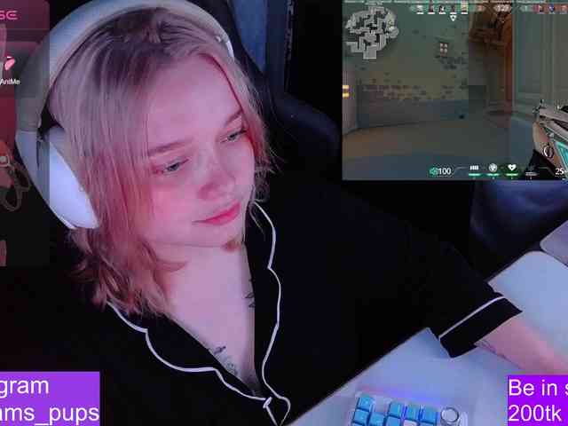 AlinaAdams webcam